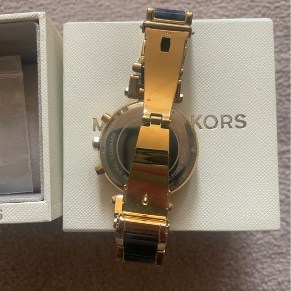 Michael Kors blue and gold rhinestone watch - Picture 5 of 5